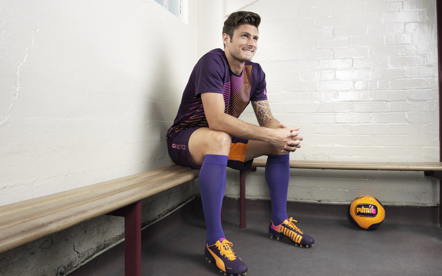王者归来！穆雷强势复出首秀惊艳，法国主场沸腾如海